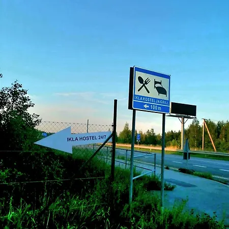 אכסניה Grill & Ikla